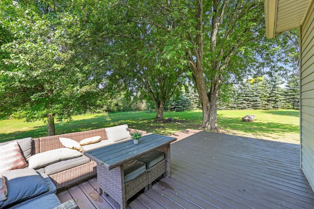 2761 90th Street NE Monticello, MN 55362