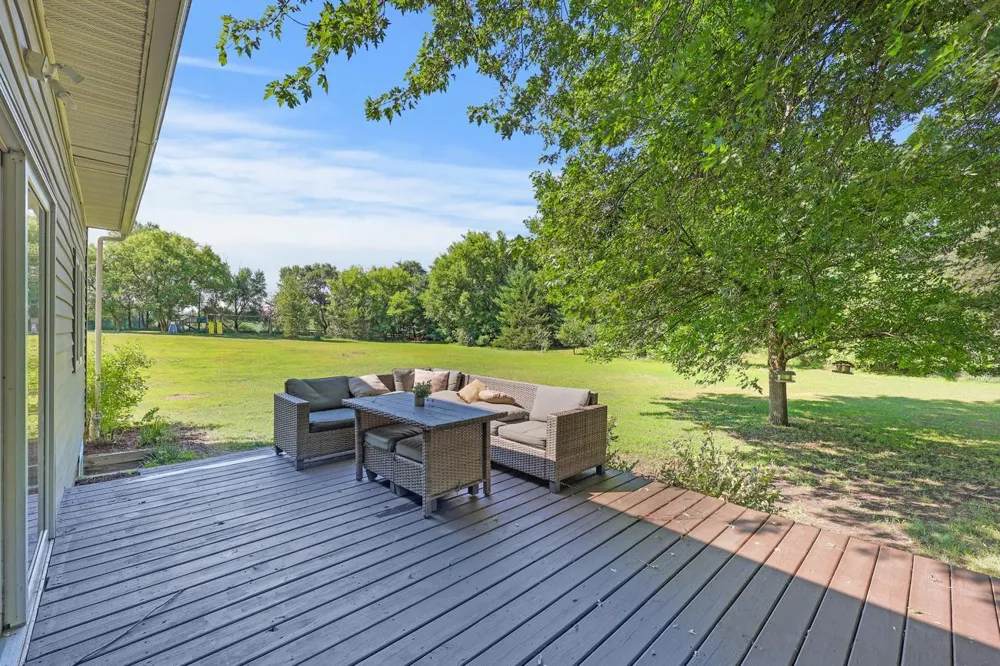 2761 90th Street NE Monticello, MN 55362