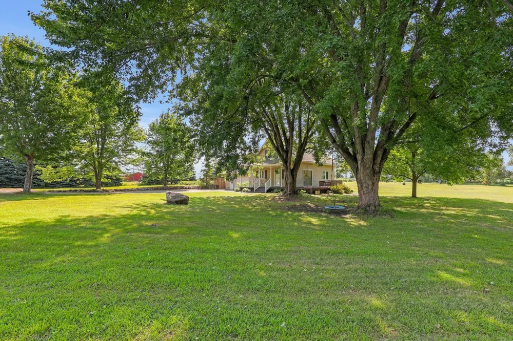 2761 90th Street NE Monticello, MN 55362