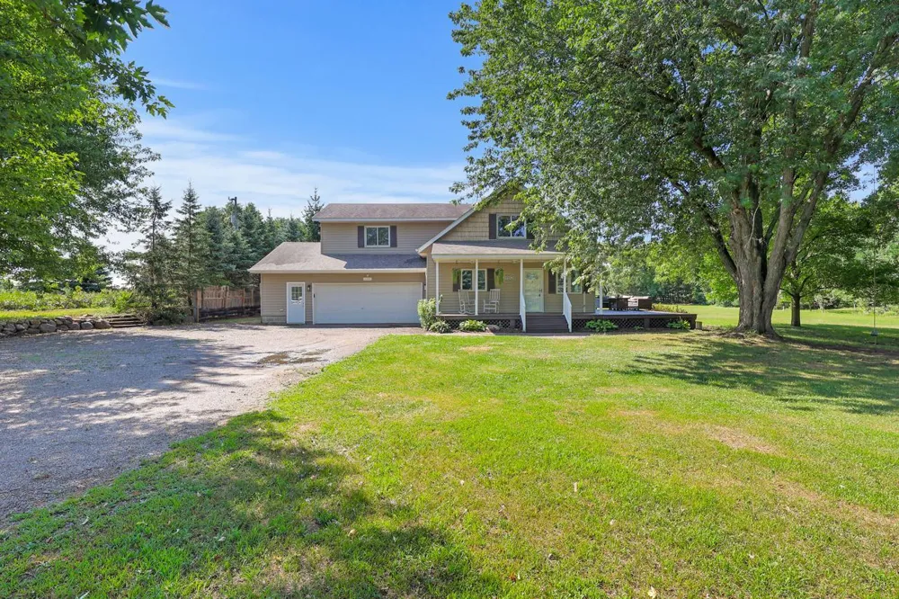 2761 90th Street NE Monticello, MN 55362