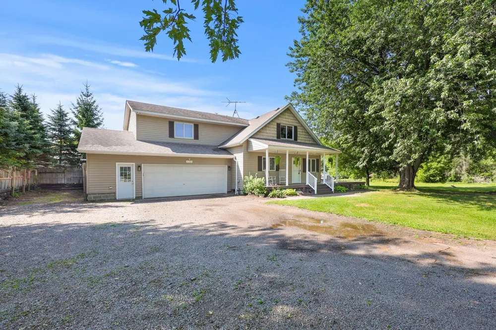 2761 90th Street NE Monticello, MN 55362