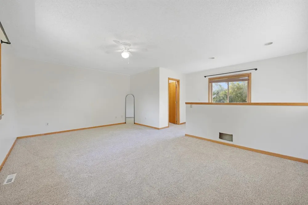 2761 90th Street NE Monticello, MN 55362