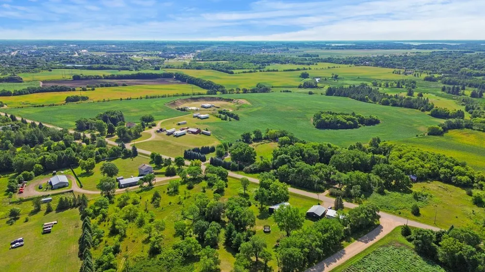 2761 90th Street NE Monticello, MN 55362