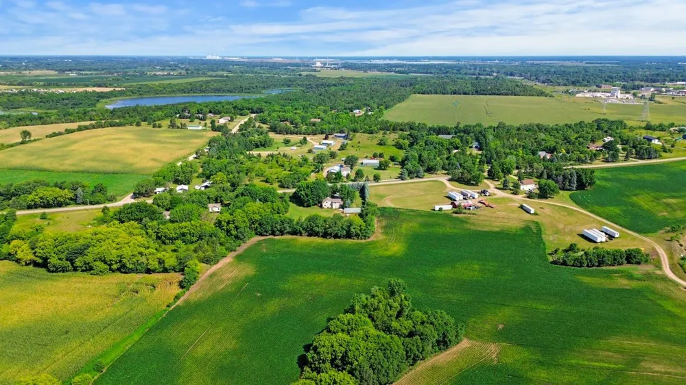 2761 90th Street NE Monticello, MN 55362