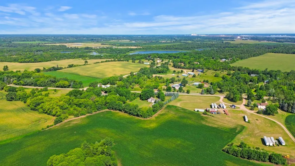 2761 90th Street NE Monticello, MN 55362