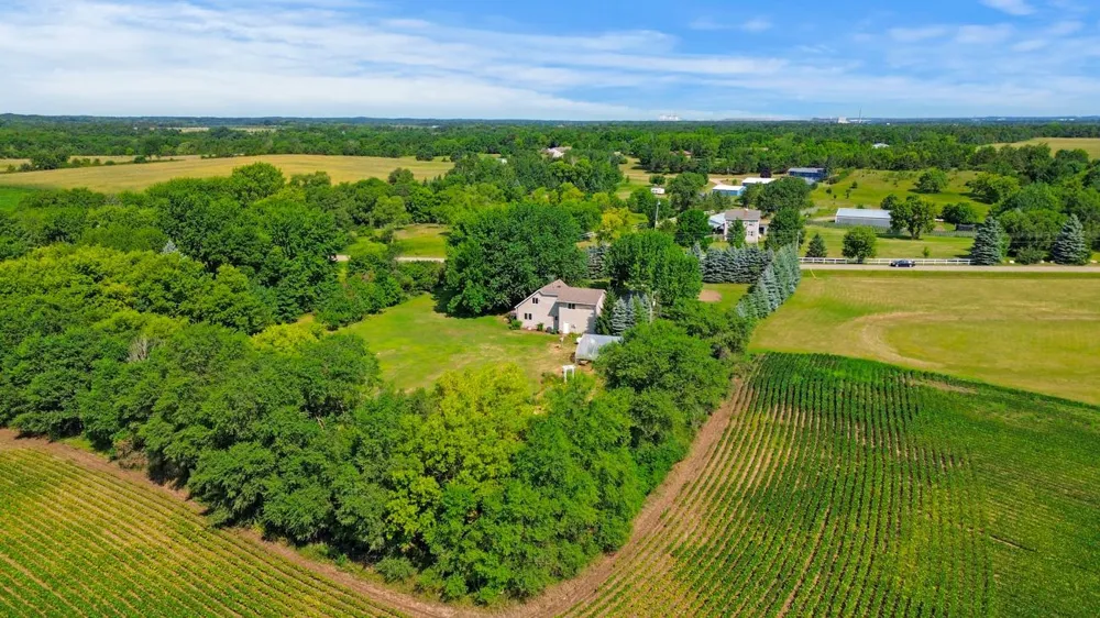 2761 90th Street NE Monticello, MN 55362