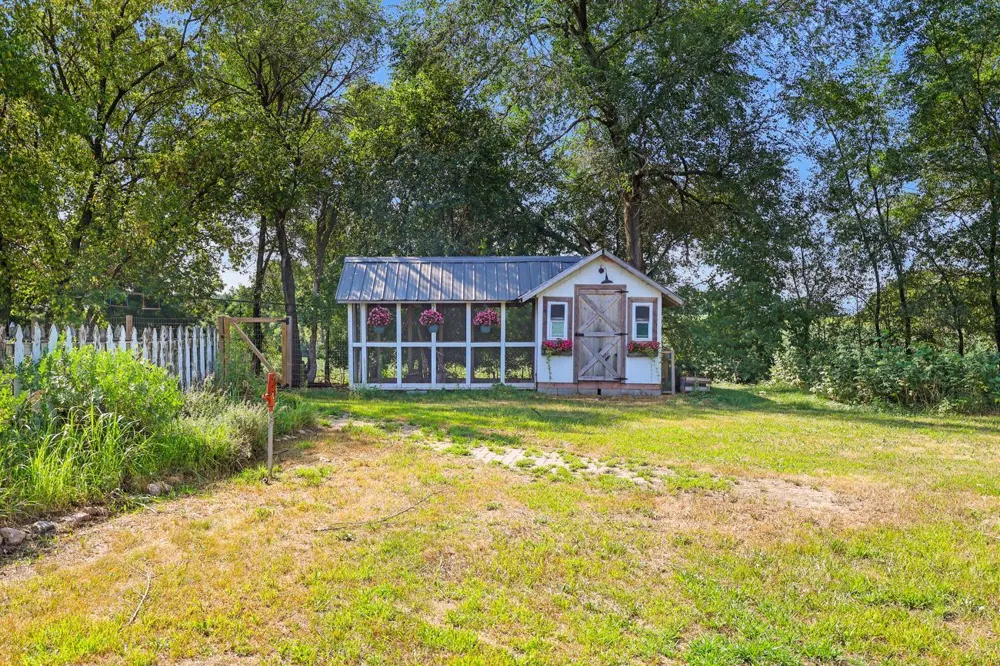 2761 90th Street NE Monticello, MN 55362