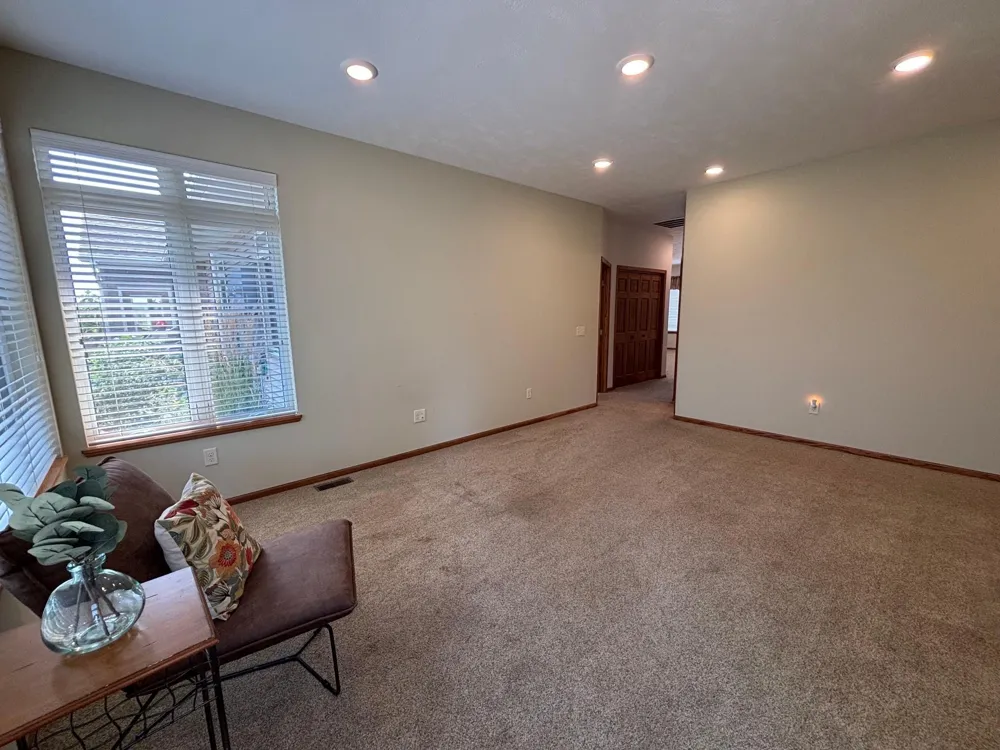 2343 Cherrywood Lane Worthington, MN 56187