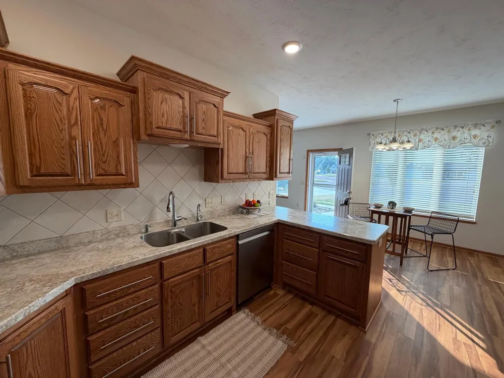 2343 Cherrywood Lane Worthington, MN 56187
