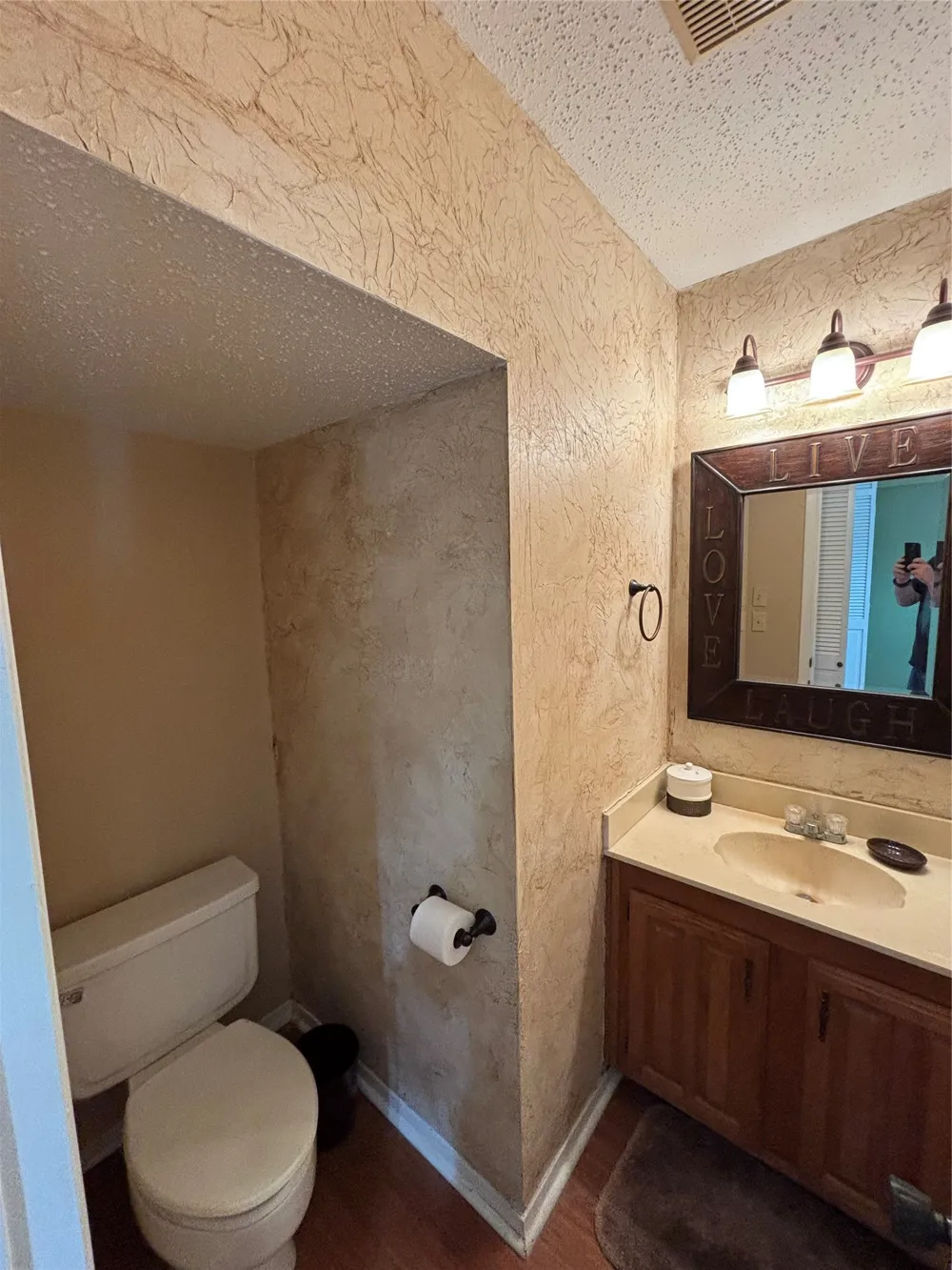 5454 Financial Plaza #12D Shreveport, LA 71129