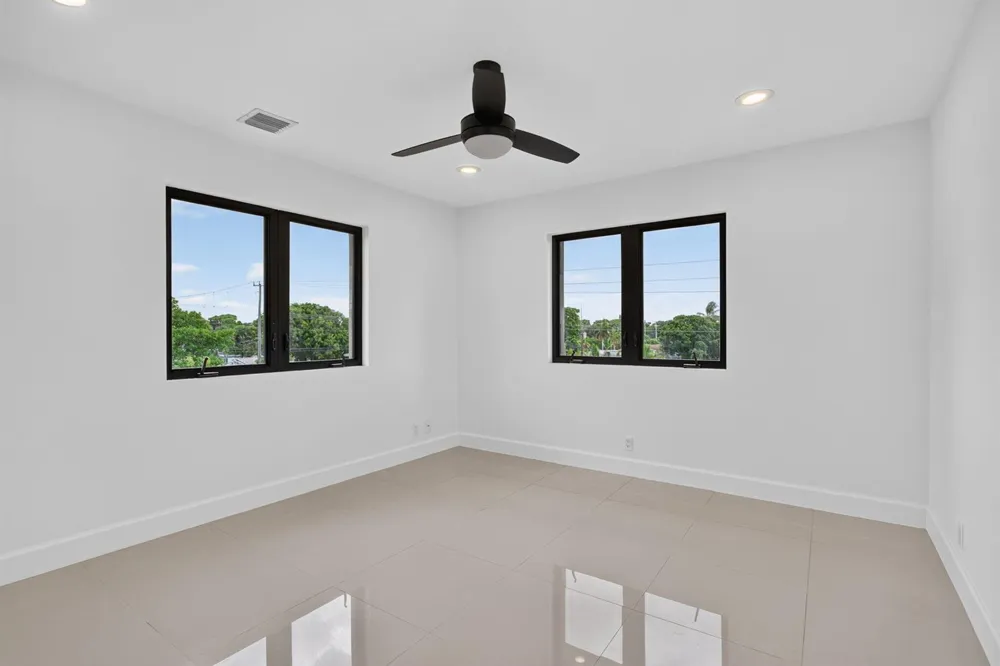 444 NW 41ST STREET Oakland Park, FL 33309
