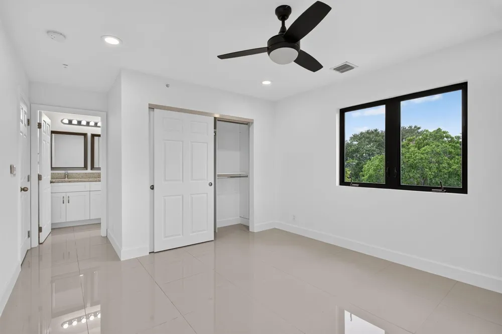 444 NW 41ST STREET Oakland Park, FL 33309