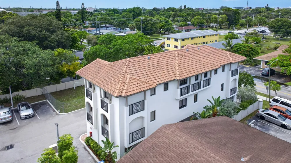 444 NW 41ST STREET Oakland Park, FL 33309