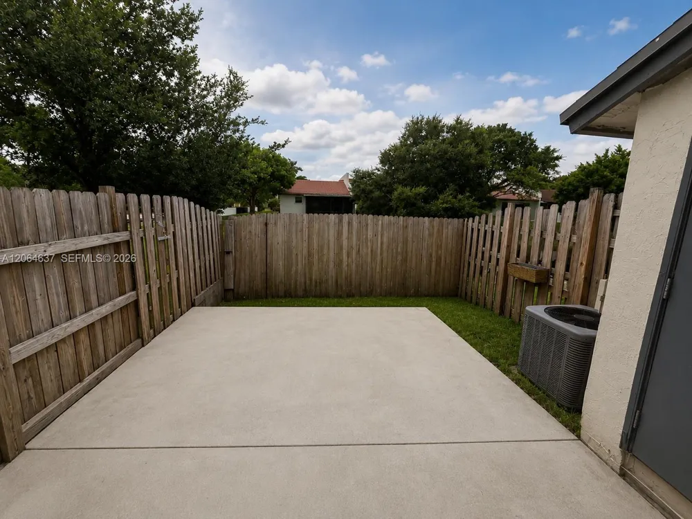 8201 Fairway Rd #8201 Sunrise, FL 33351
