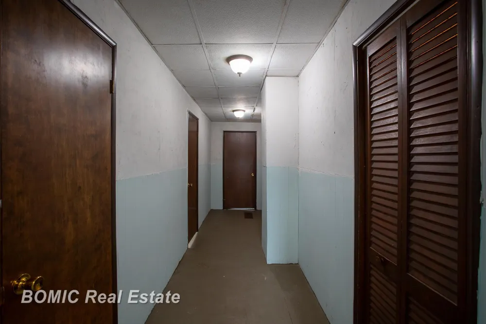 1101 S Farragut Street Bay City City, MI 48708