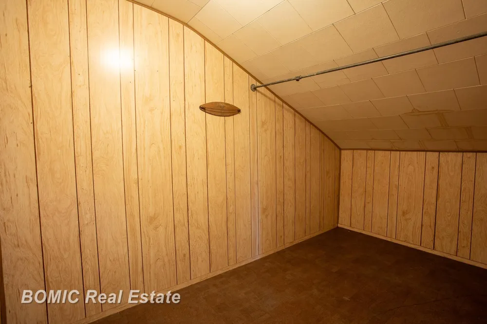 1101 S Farragut Street Bay City City, MI 48708