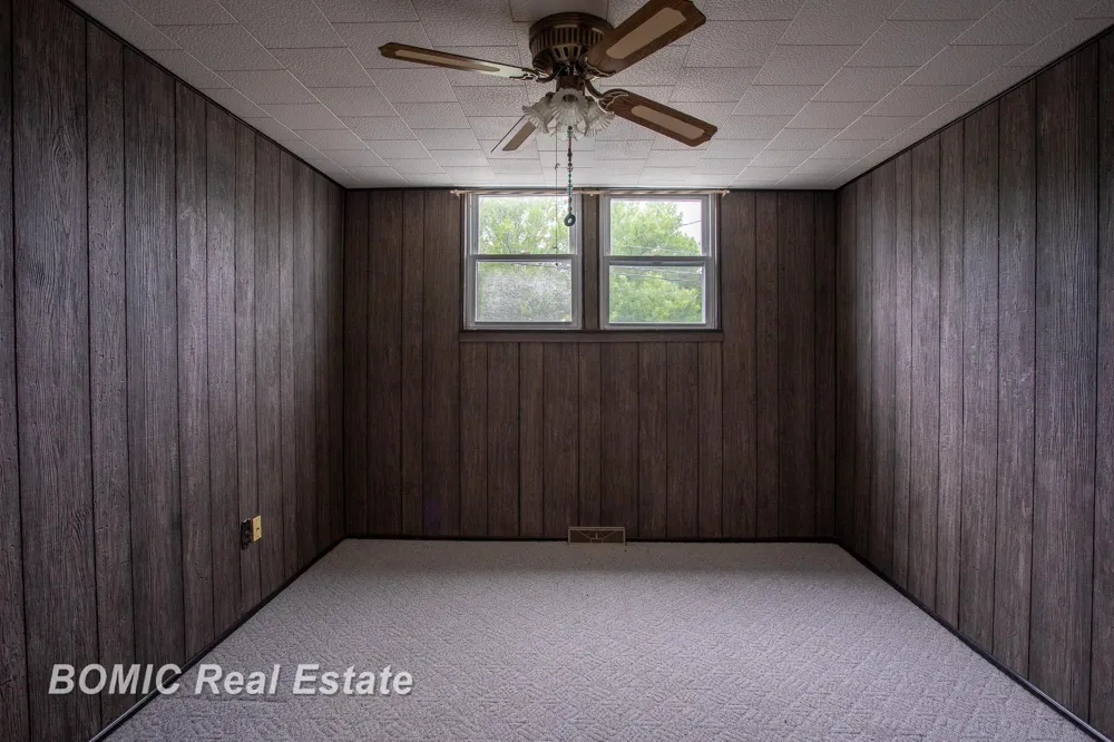 1101 S Farragut Street Bay City City, MI 48708