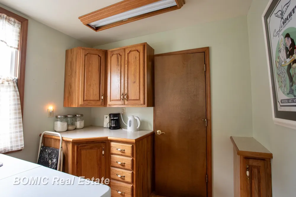 1101 S Farragut Street Bay City City, MI 48708
