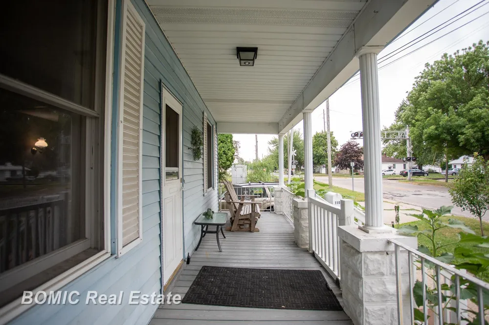 1101 S Farragut Street Bay City City, MI 48708