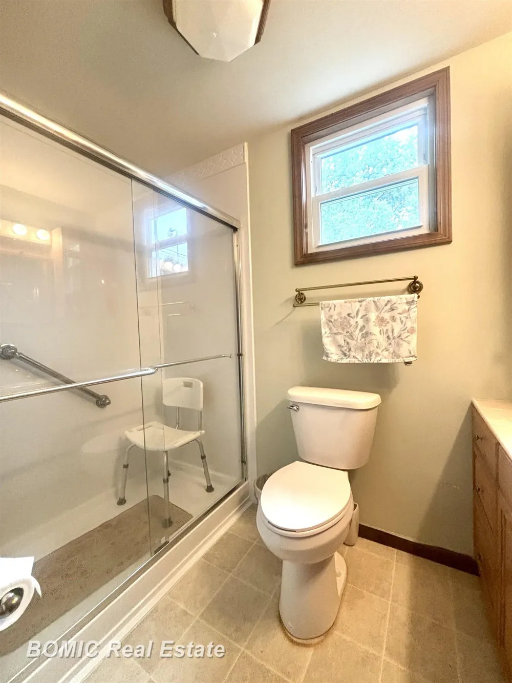 1101 S Farragut Street Bay City City, MI 48708