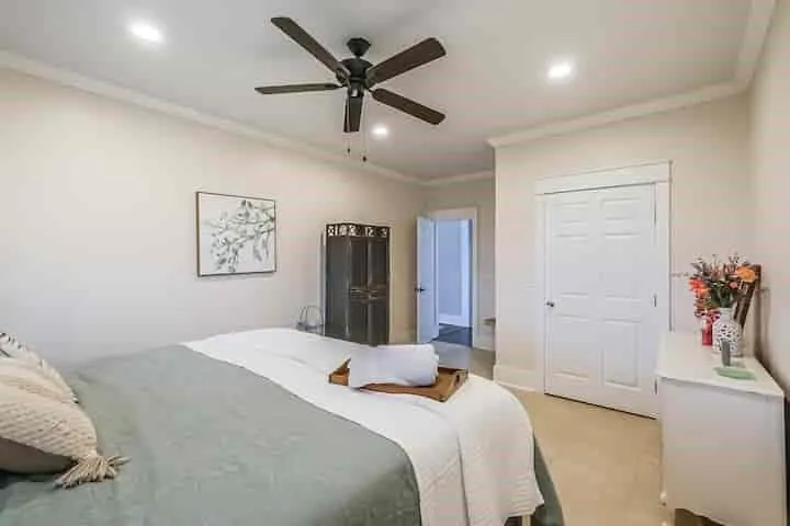 139 Jay Lane Bellville, TX 77418