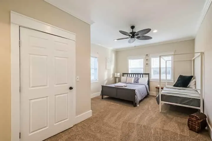 139 Jay Lane Bellville, TX 77418