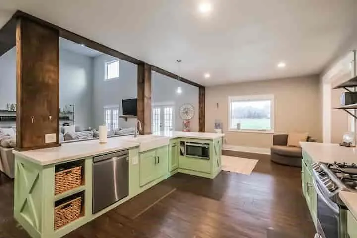 139 Jay Lane Bellville, TX 77418