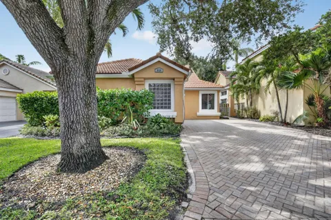 10124 NW 4th Street