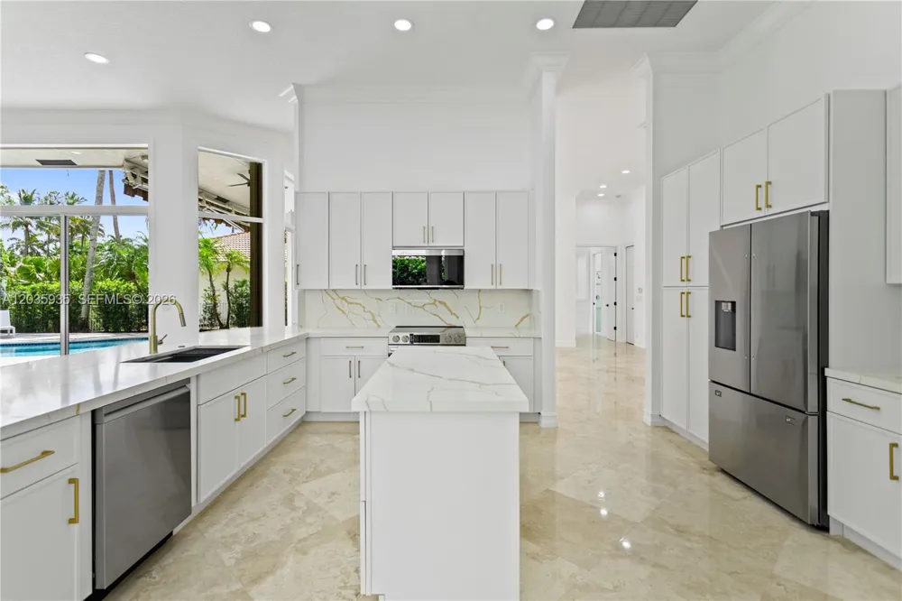 11021 Redhawk St Plantation, FL 33324