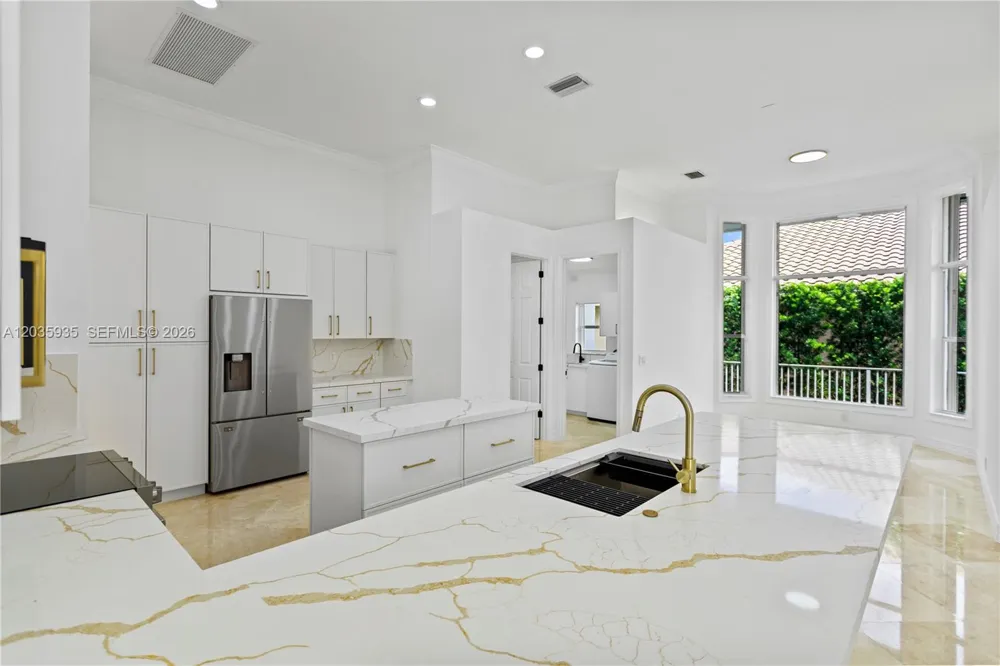 11021 Redhawk St Plantation, FL 33324