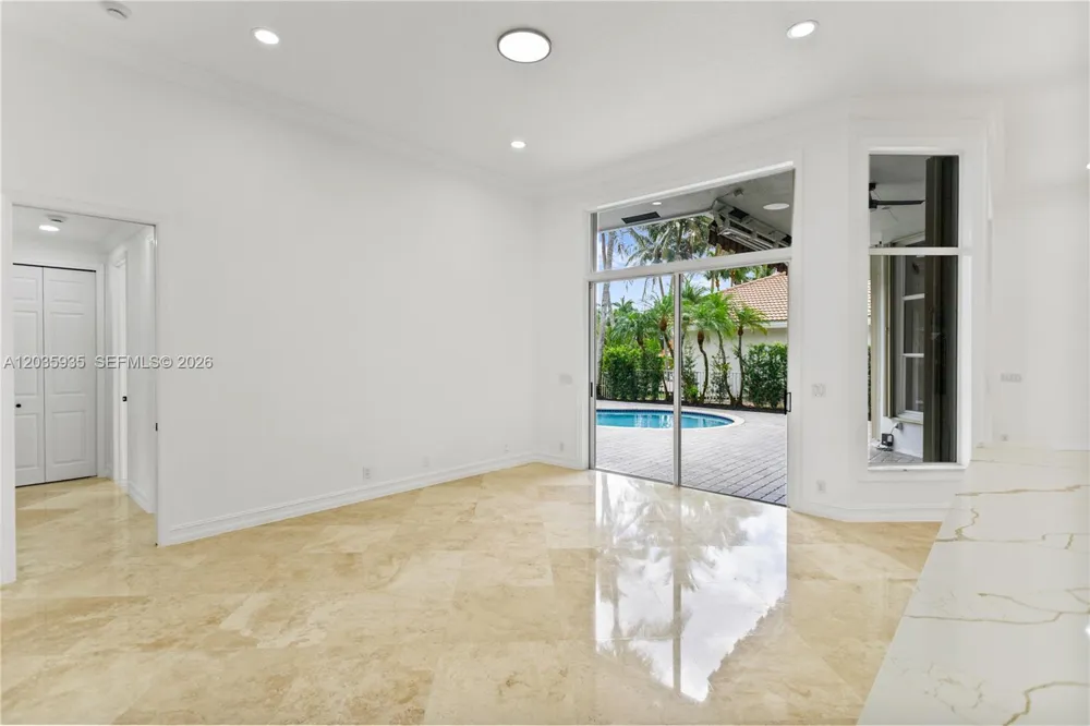 11021 Redhawk St Plantation, FL 33324