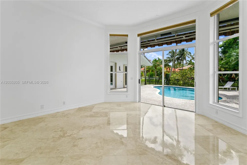 11021 Redhawk St Plantation, FL 33324