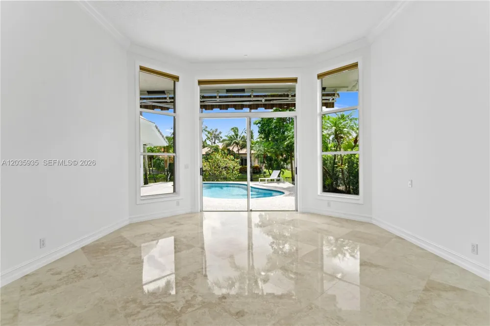 11021 Redhawk St Plantation, FL 33324