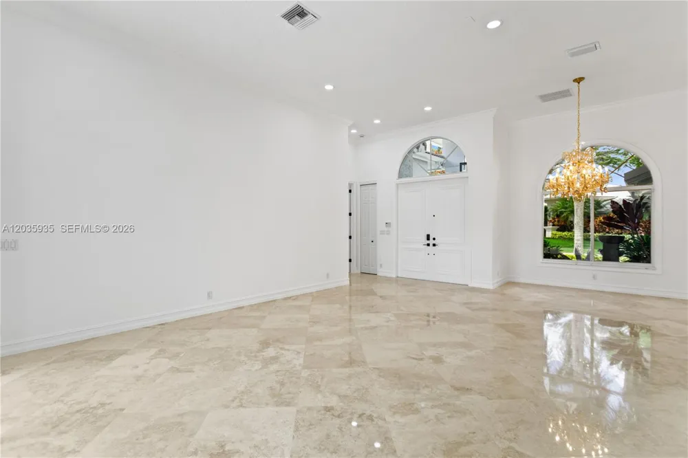 11021 Redhawk St Plantation, FL 33324