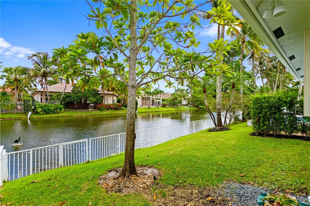 11021 Redhawk St Plantation, FL 33324