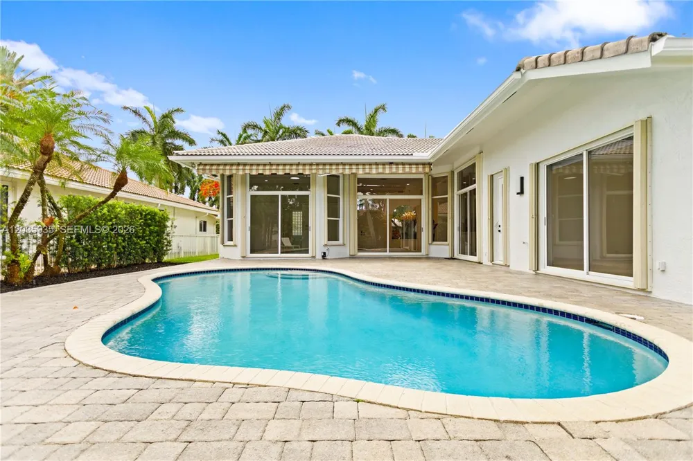 11021 Redhawk St Plantation, FL 33324