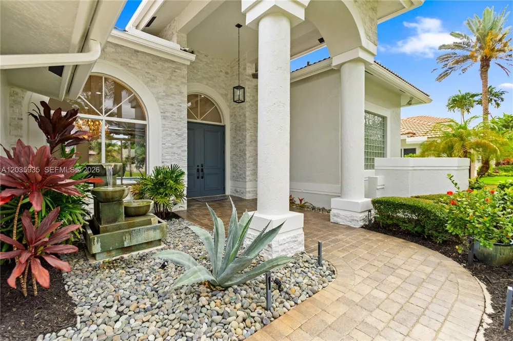 11021 Redhawk St Plantation, FL 33324