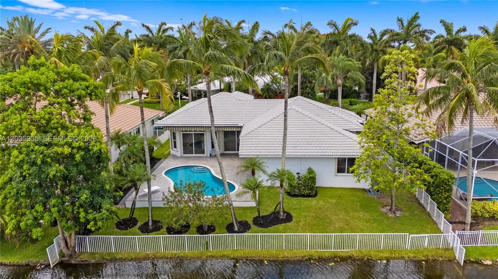 11021 Redhawk St Plantation, FL 33324