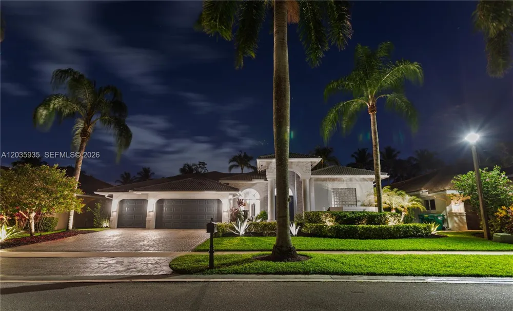 11021 Redhawk St Plantation, FL 33324