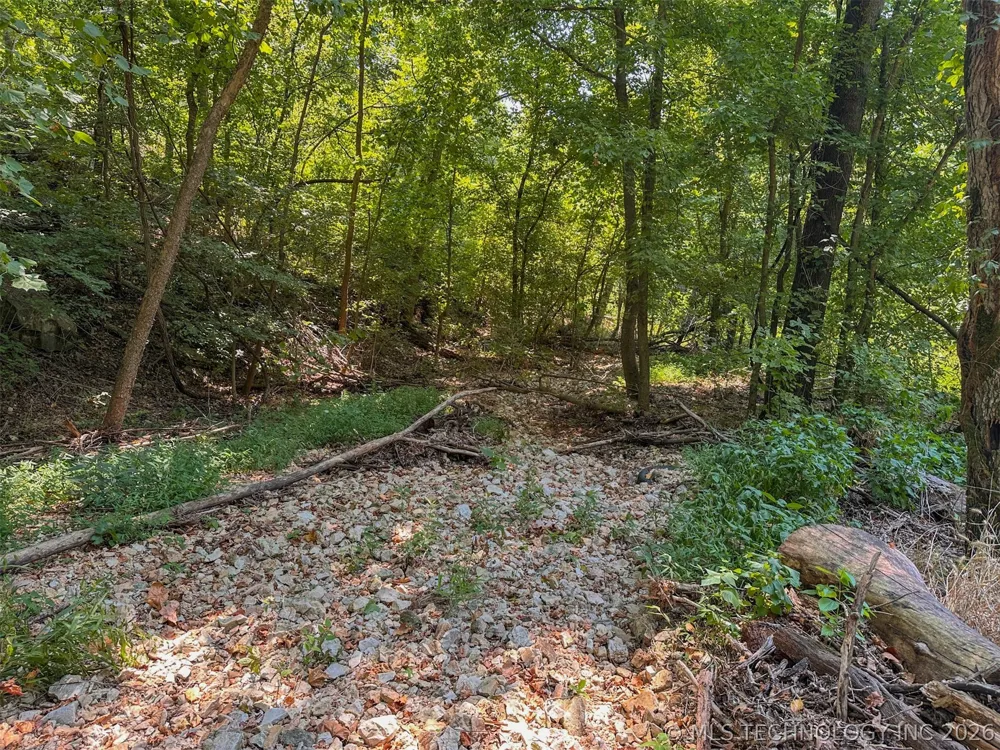 180 E Wyandotte Road Wyandotte, OK 74370
