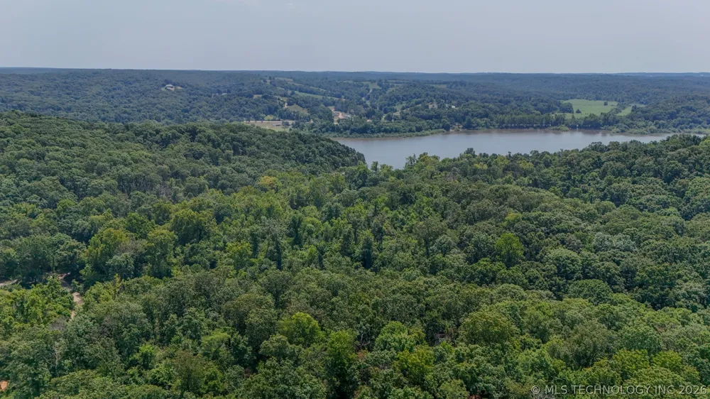 180 E Wyandotte Road Wyandotte, OK 74370
