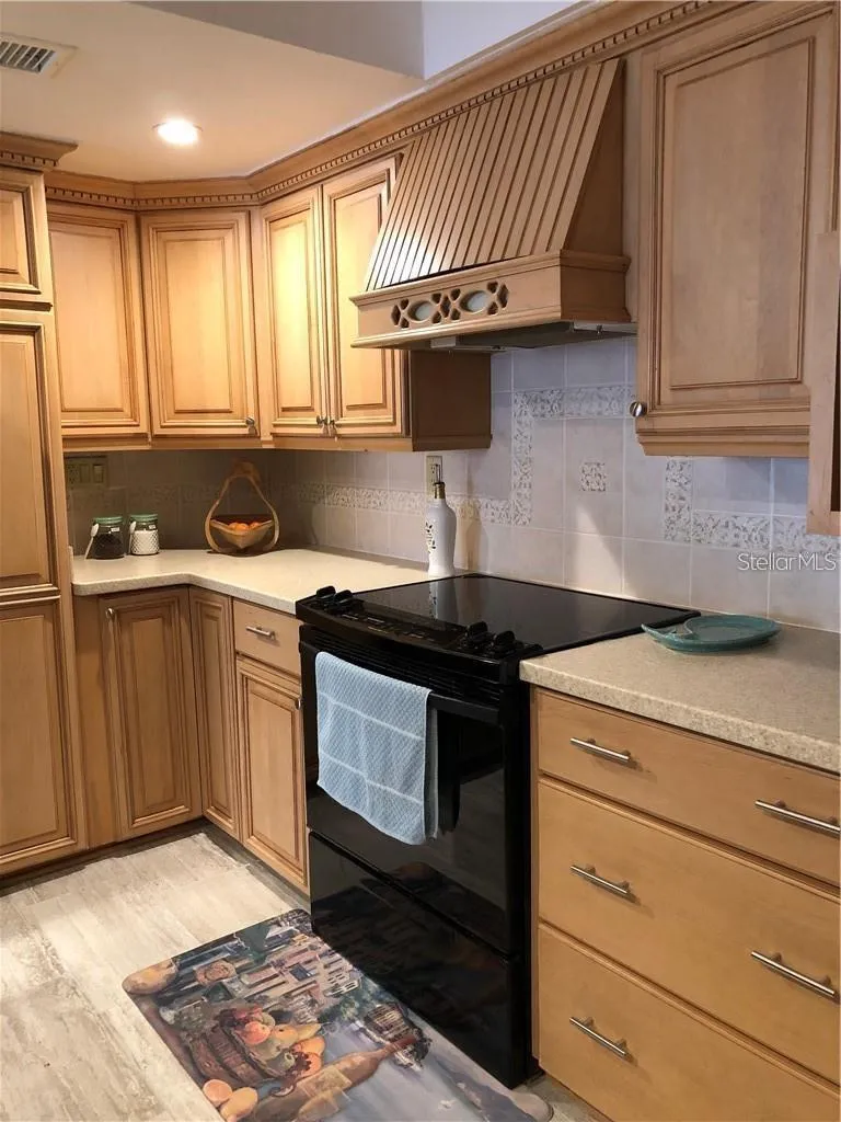 1460 GULF BOULEVARD #302 Clearwater, FL 33767