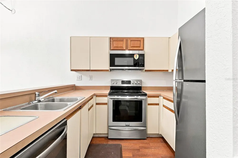 6435 92ND PLACE #902 Pinellas Park, FL 33782