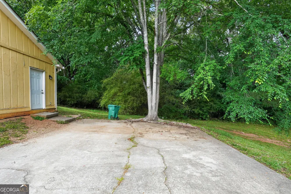 4442 Lombard RD Ellenwood, GA 30294