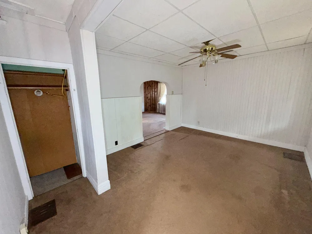 221 W 5TH AVENUE Everett, PA 15537