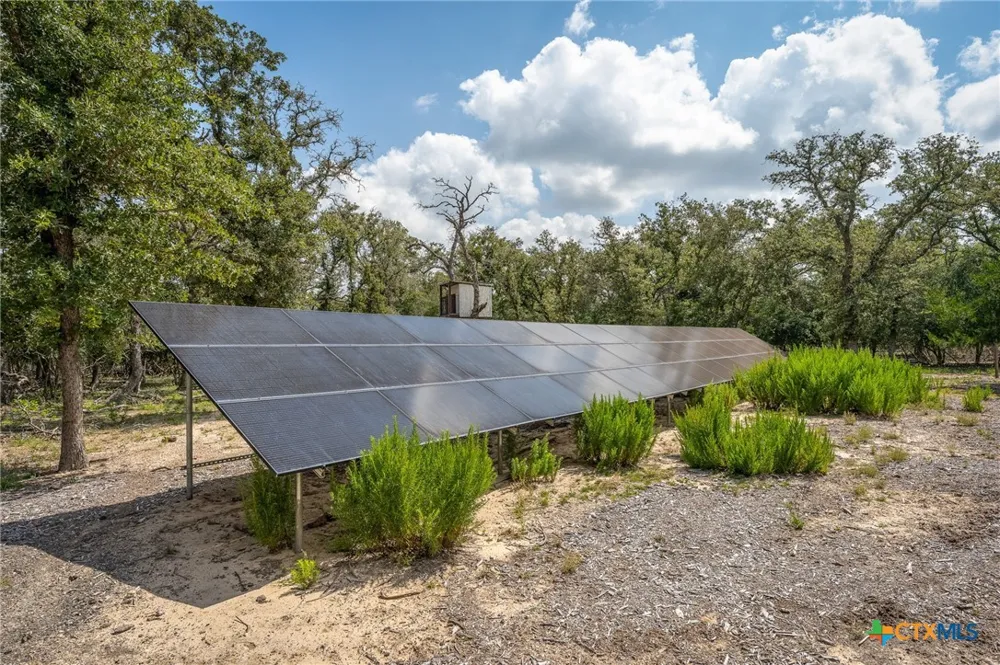 520 Turkey Tree Trail Seguin, TX 78155