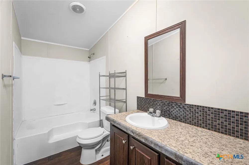 520 Turkey Tree Trail Seguin, TX 78155
