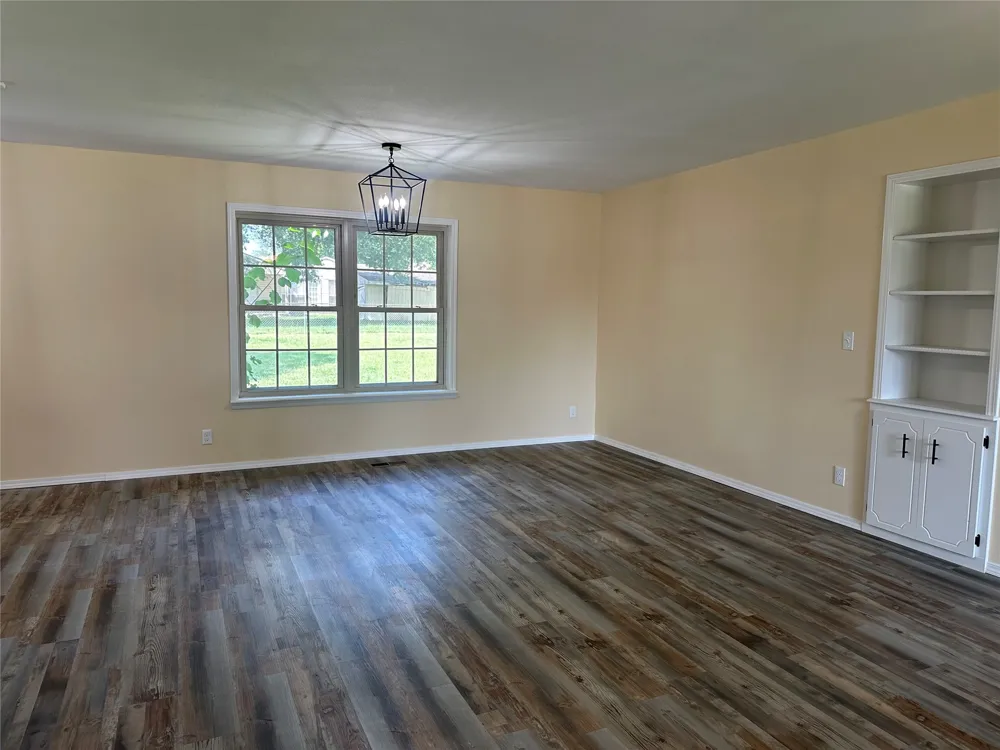 1317 E Hickory Street Okmulgee, OK 74447