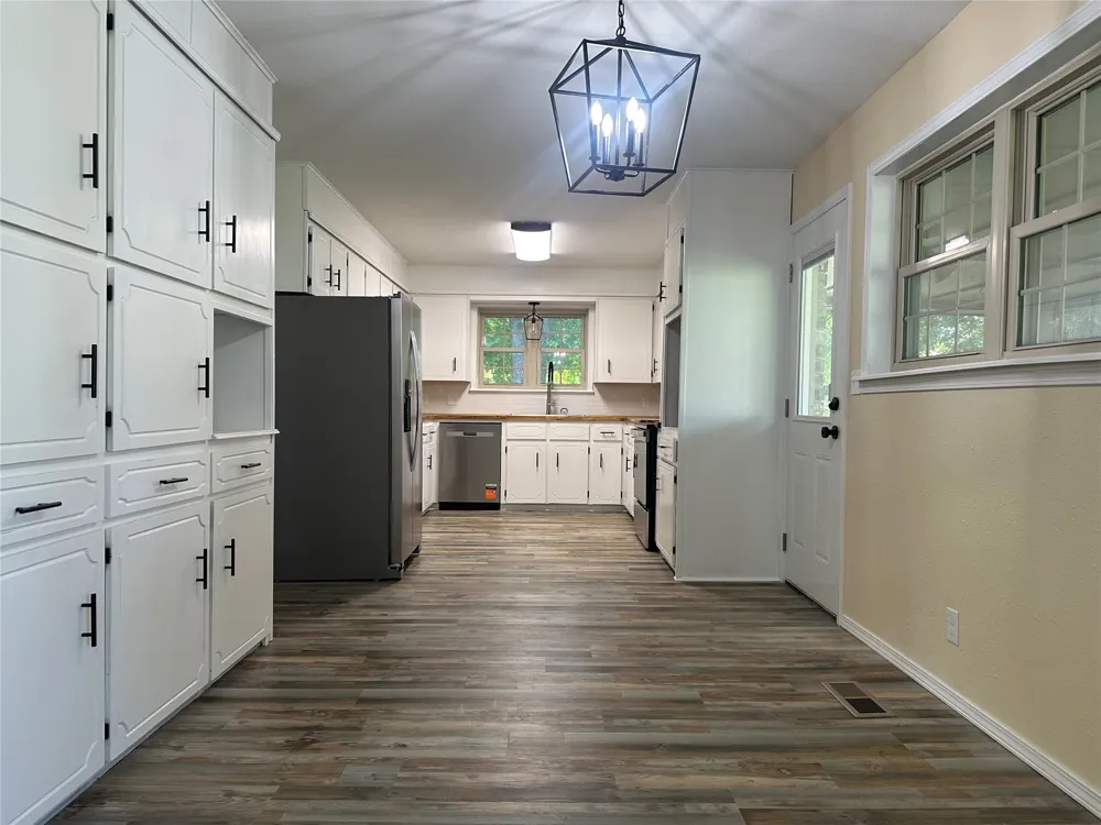1317 E Hickory Street Okmulgee, OK 74447