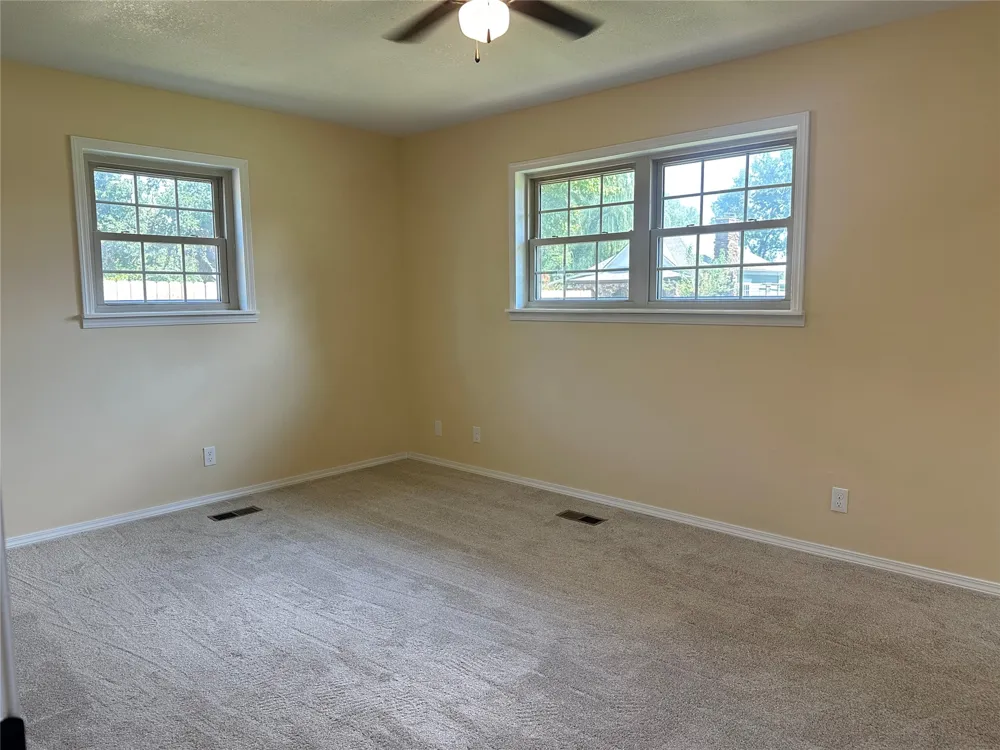 1317 E Hickory Street Okmulgee, OK 74447